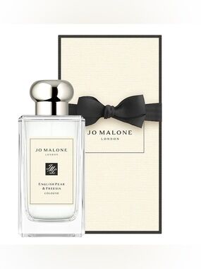 Jo Malone English Pear & Freesia Bottle